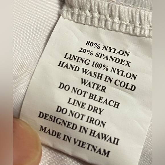 T27- FAVANT White TROPICAL RashGuard SWIM T-Shirt - Picture 4 of 5